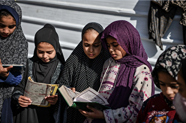 Qəzzalı qızlar Quran və hifz təhsillərini davam etdirirlər