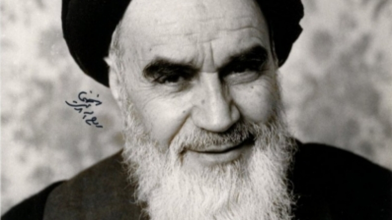 Imam Khomeini : I fratelli sciiti e sunniti dovrebbero evitare ogni tipo di disputa