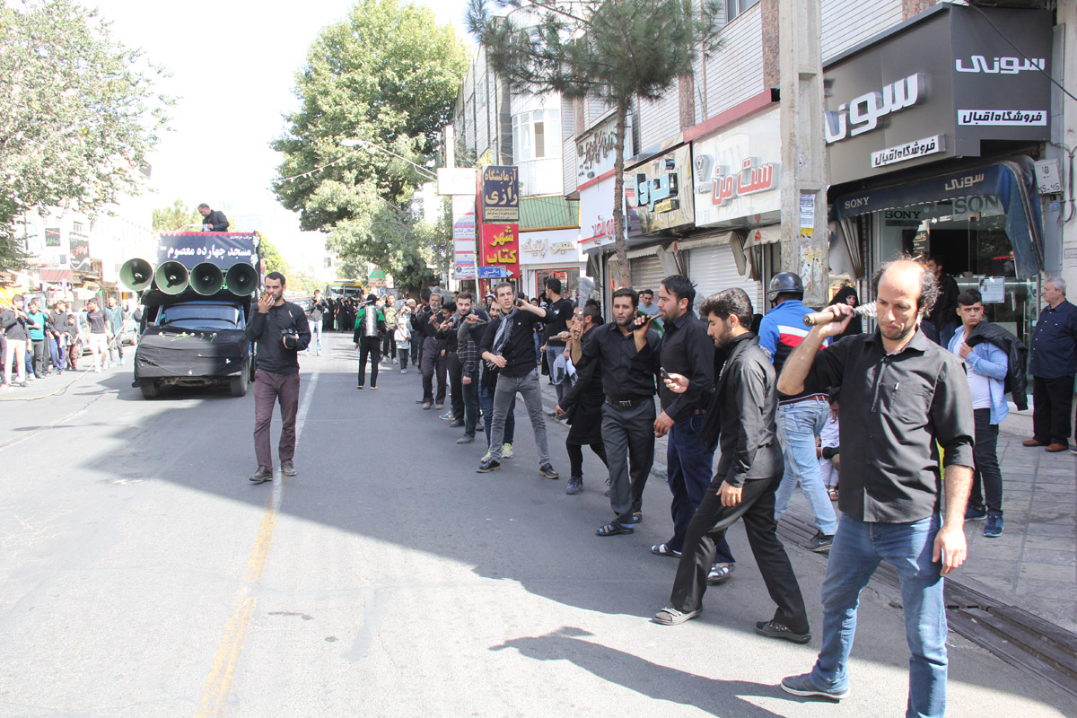 حرکت نمادین اسرای کربلا در روز 12 محرم