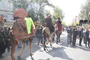 حرکت نمادین اسرای کربلا در روز 12 محرم