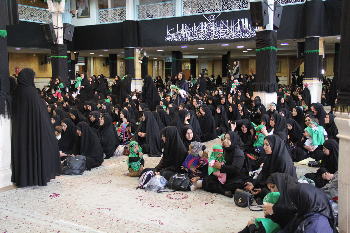 همایش شیرخوارگان حسینی در روز نهم محرم