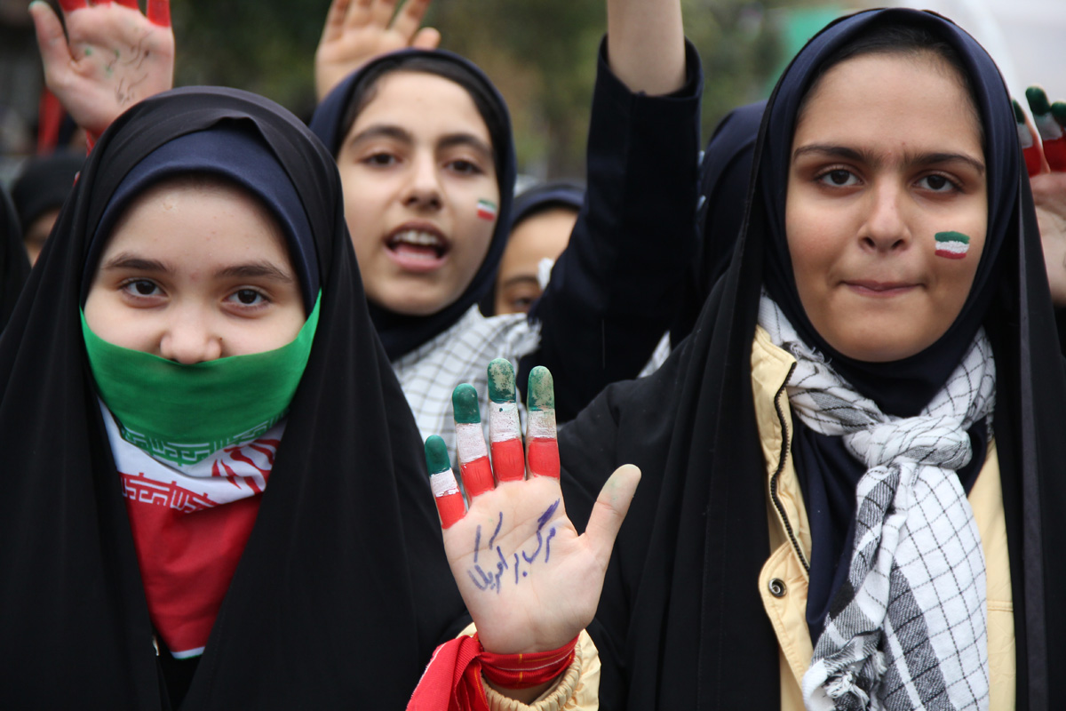 برگزاری راهپیمایی ۱۳ آبان در زنجان