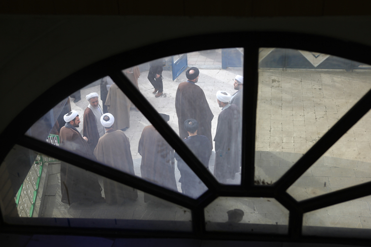 همایش طلاب و روحانیون در زنجان به روایت تصویر