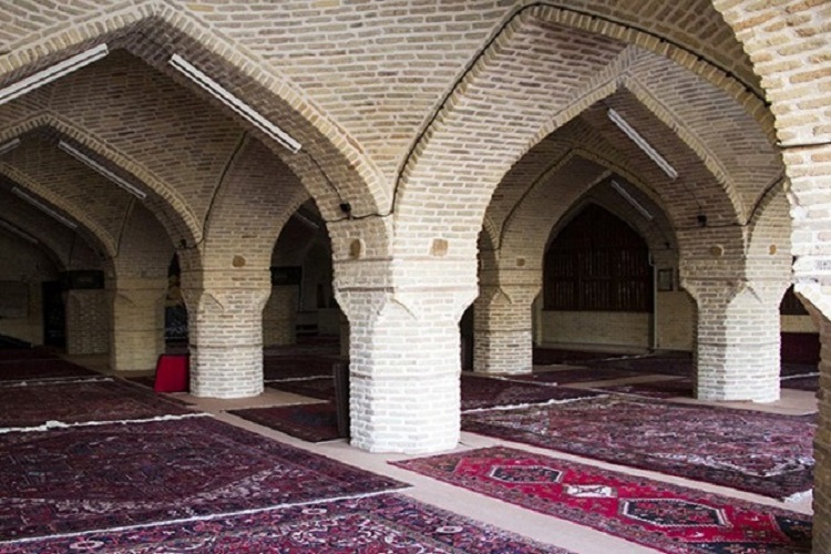 کلنگ احداث مسجد جامع هیدج بر زمین خورد کلنگ احداث مسجد جامع هیدج بر زمین خورد