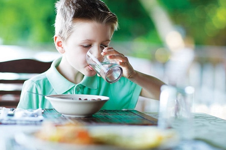 بیش از اندازه آب نخورید/ ریزه‌خواری ممنوع