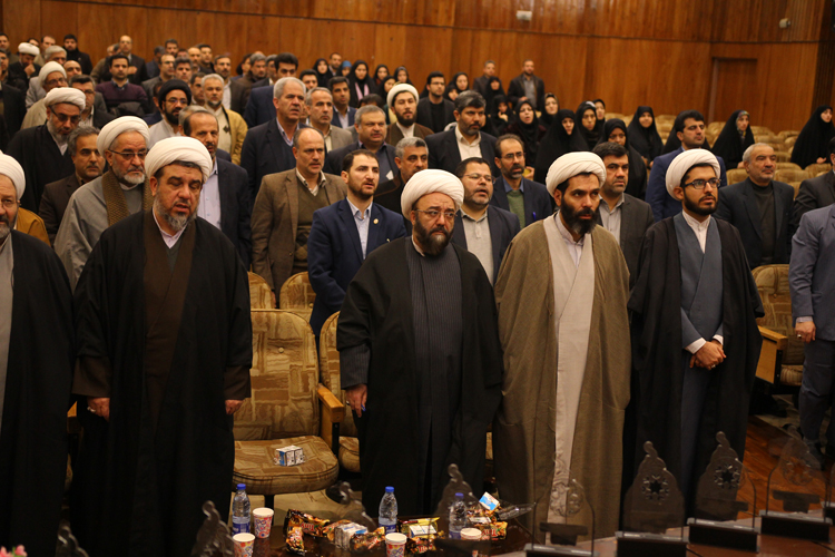 همایش استانی نماز در زنجان به روایت تصویر