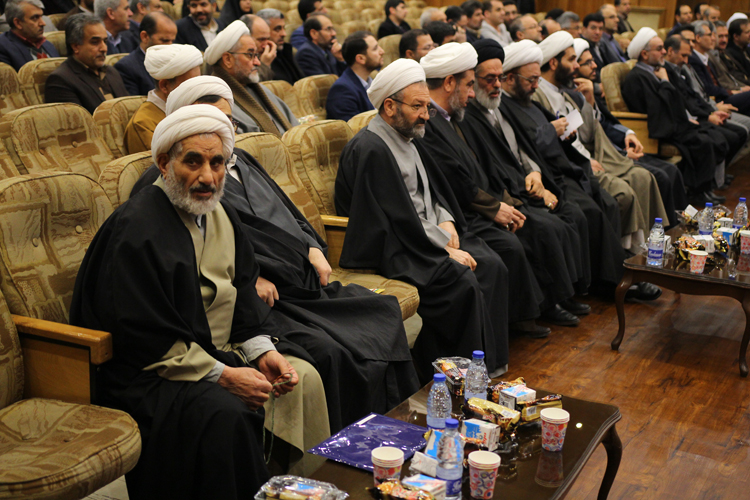 همایش استانی نماز در زنجان به روایت تصویر