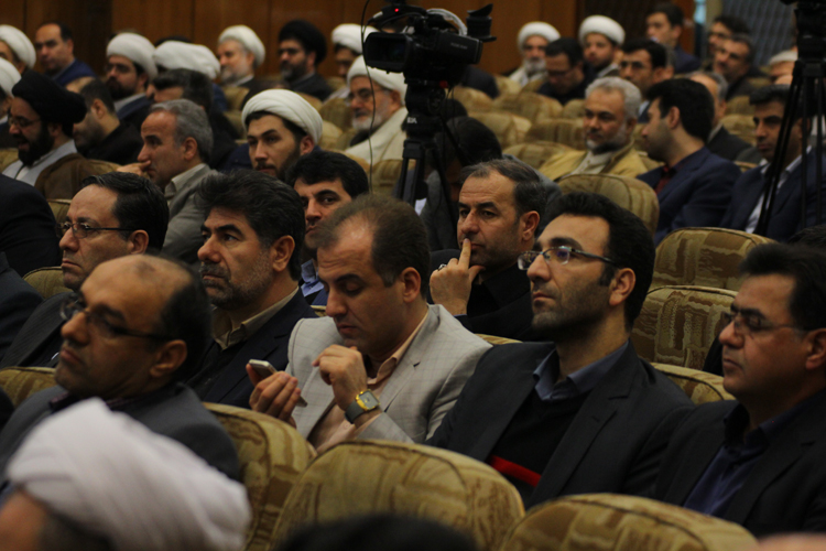 همایش استانی نماز در زنجان به روایت تصویر