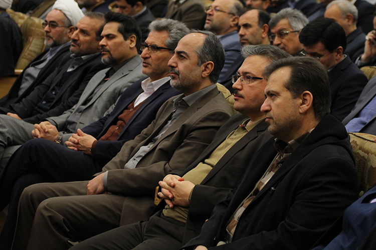 همایش استانی نماز در زنجان به روایت تصویر