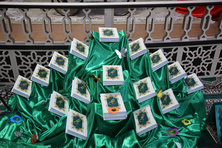 محفل بزرگ انس با قرآن در زنجان