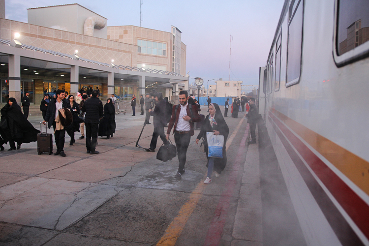 گزارش تصویری اعزام زوج‌های دانشجو به مشهد مقدس