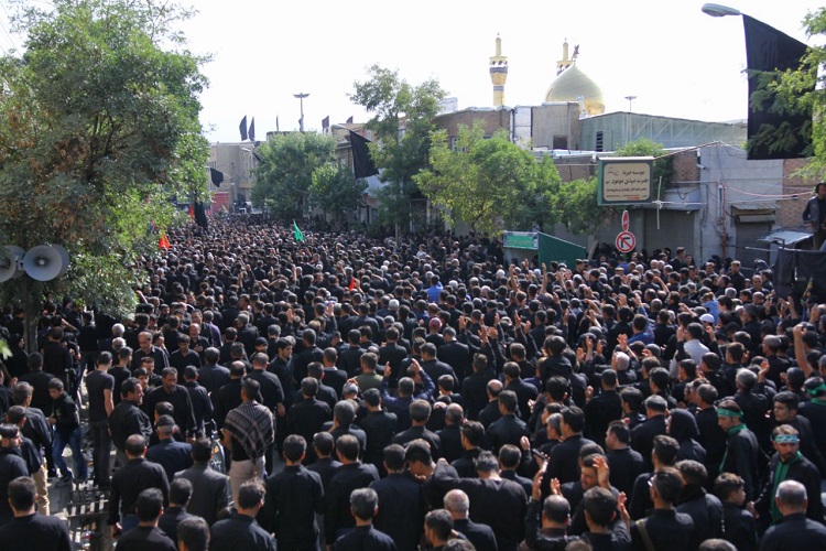 خلق حماسه هزاران نفری در سوگ سالار شهیدان/موج شور شعور حسینی در دریای عزاداران خلق حماسه هزاران نفری در سوگ سالار شهیدان/موج شور شعور حسینی در دریای عزاداران