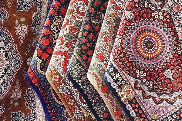 بافت 1461 متر مربع  فرش توسط مددجویان زنجانی