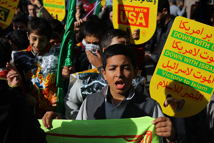 استکبارستیزی زنجانی&zwnj;ها به روایت تصویر