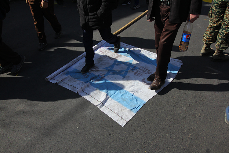 استکبارستیزی زنجانی&zwnj;ها به روایت تصویر