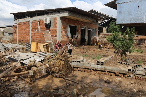 180 خانه در زنجان خسارت دید