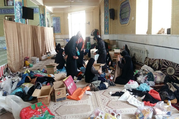 سیل همدلی و مهربانی هیدجی‌ها در راه مناطق سیل‌زده