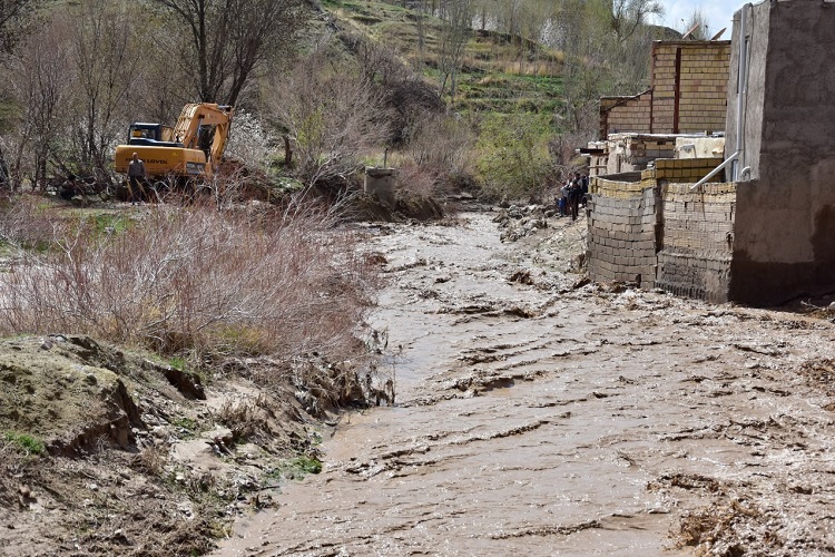احتمال سیلابی شدن مسیل‌ها در زنجان