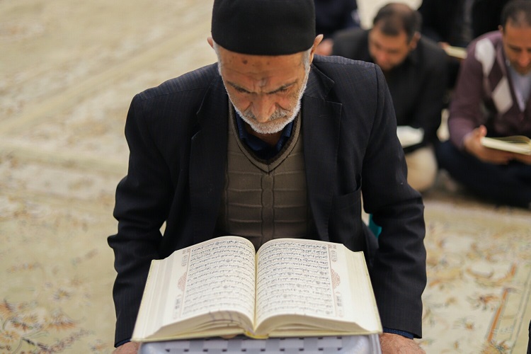 گزارش تصویری محفل انس با قرآن در ابهر و خرمدره