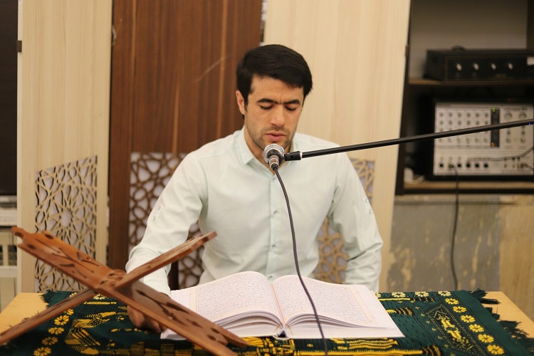 گزارش تصویری محفل انس با قرآن در ابهر و خرمدره