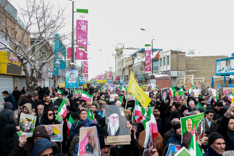 جلوه‌هایی تماشایی از حضور شکوهمندانه زنجانی‌ها در راهپیمایی 22 بهمن