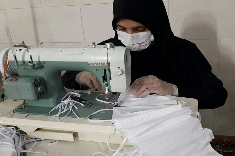 راهاندازی بیش از 20 کارگاه تولید ماسک توسط بسیجیان زنجان راهاندازی بیش از 20 کارگاه تولید ماسک توسط بسیجیان زنجان