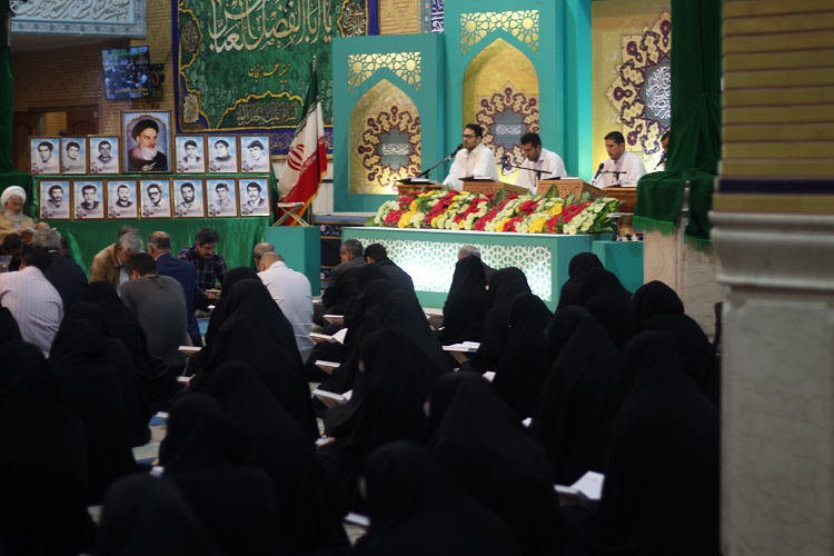 مراسم جمع‌خوانی قرآن در حسینیه اعظم زنجان به روایت تصویر