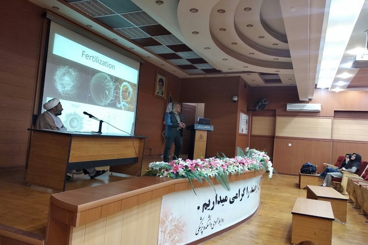 از نظریه داروین در شکلگیری جنین تا آیههای آفرینش انسان از نظریه داروین در شکلگیری جنین تا آیههای آفرینش انسان