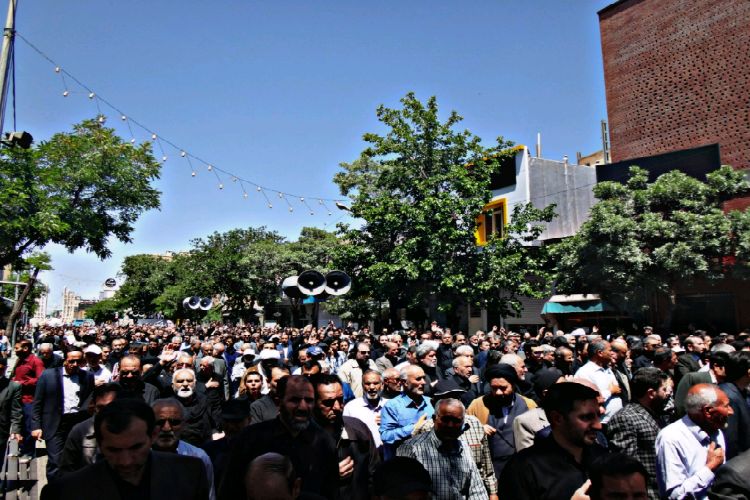 عزاداری دسته حسینیه اعظم زنجان به مناسب رحلت بنیانگذار انقلاب