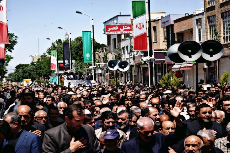 عزاداری دسته حسینیه اعظم زنجان به مناسب رحلت بنیانگذار انقلاب