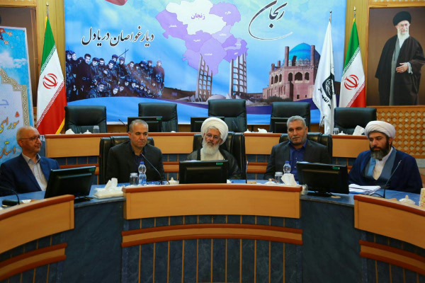 تبلیغ آثار و برکات نماز در جامعه مغفول مانده است تبلیغ آثار و برکات نماز در جامعه مغفول مانده است