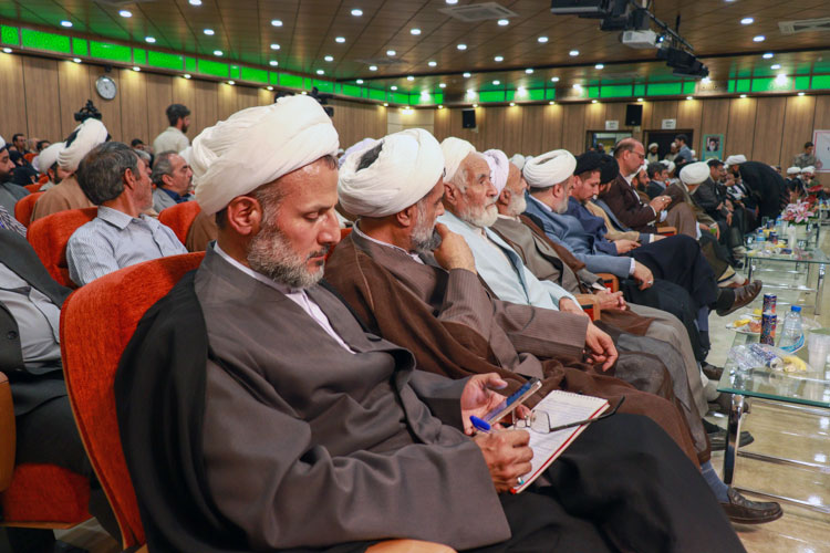 آیین نکوداشت آیت&zwnj;الله حسینی&zwnj;زنجانی