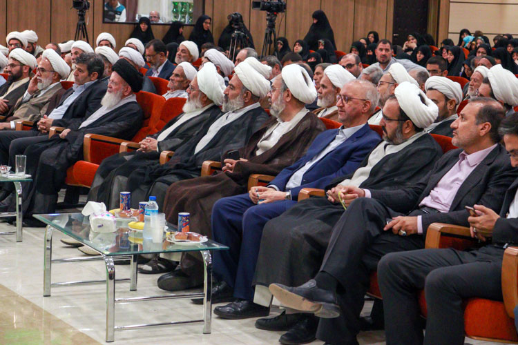 آیین نکوداشت آیت&zwnj;الله حسینی&zwnj;زنجانی