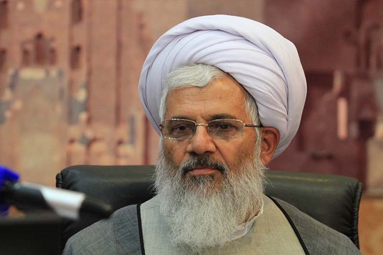 دشمن از طریق بیاهمیت جلوه دادن حجاب و عفاف، قصد نفوذ فرهنگی دارد دشمن از طریق بیاهمیت جلوه دادن حجاب و عفاف، قصد نفوذ فرهنگی دارد