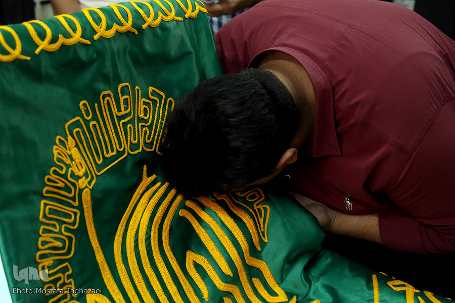 پایتخت شور و شعور حسینی «زیر سایه خورشید» پایتخت شور و شعور حسینی «زیر سایه خورشید»