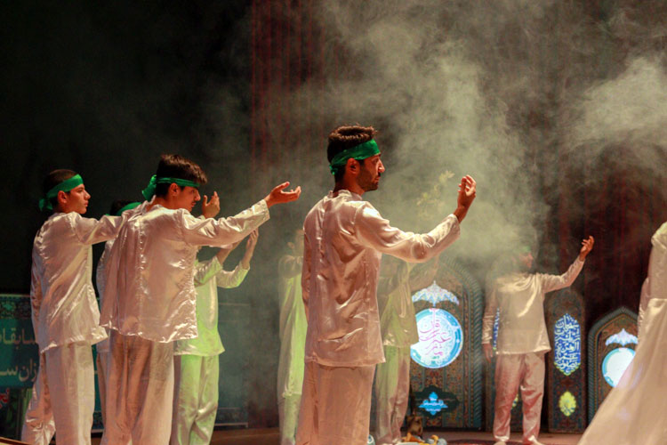 گزارش تصویری افتتاحیه ماراتن قرآنی دانش‌آموزان دختر در زنجان