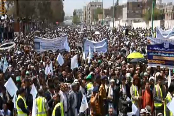 جشن بزرگ «عید ولایت» در یمن برگزار شد 
 