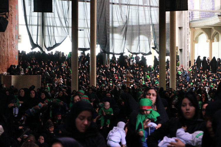 همایش شیرخوارگان حسینی در زنجان