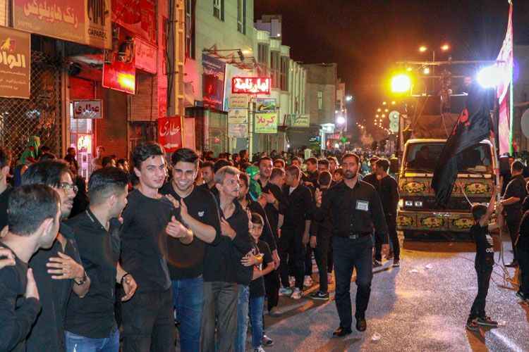 چلچراغ زنجانی‌ها در سوگ سالار شهیدان