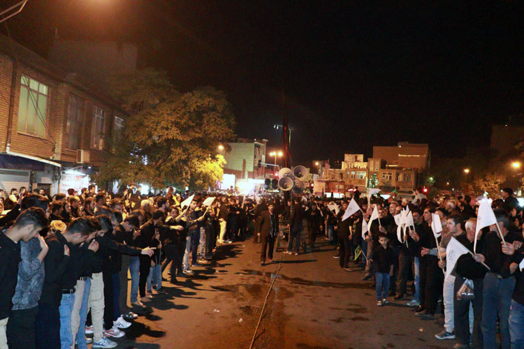 چلچراغ زنجانی‌ها در سوگ سالار شهیدان