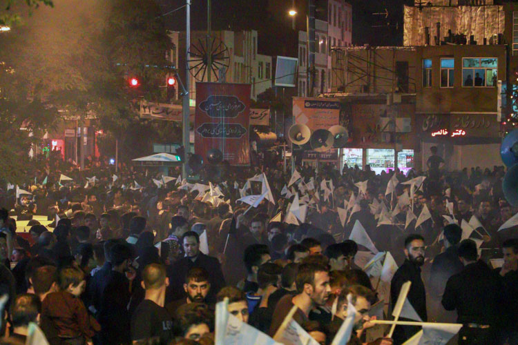 چلچراغ زنجانی‌ها در سوگ سالار شهیدان