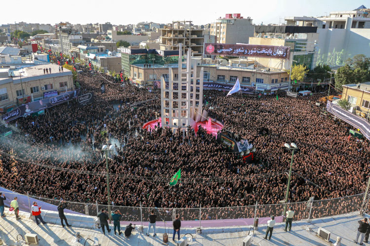 اجتماع عزاداران در پایتخت شور و شعور حسینی به روایت تصویر