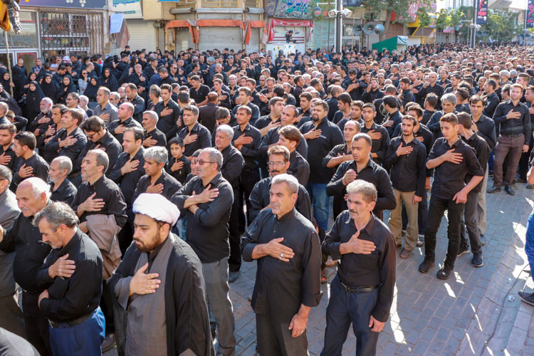 اجتماع عزاداران در پایتخت شور و شعور حسینی به روایت تصویر