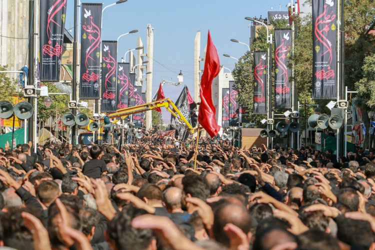 اجتماع عزاداران در پایتخت شور و شعور حسینی به روایت تصویر