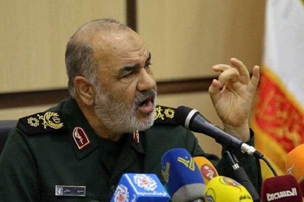 تسلیم و سازش در قاموس ما نیست