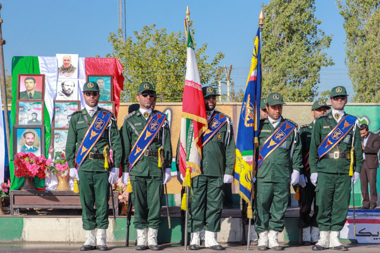 رژه نیروهای مسلح در زنجان