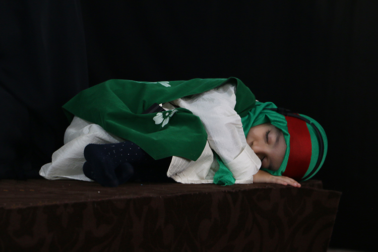 یاد کودک کربلا در همایش 3 ساله‌های حسینی زنجان