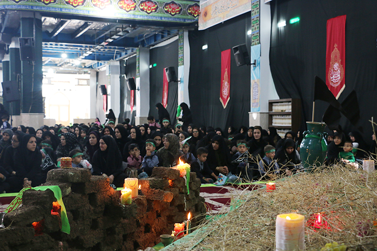 یاد کودک کربلا در همایش 3 ساله‌های حسینی زنجان