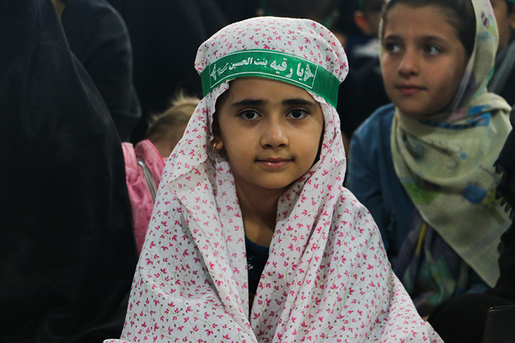 یاد کودک کربلا در همایش 3 ساله‌های حسینی زنجان