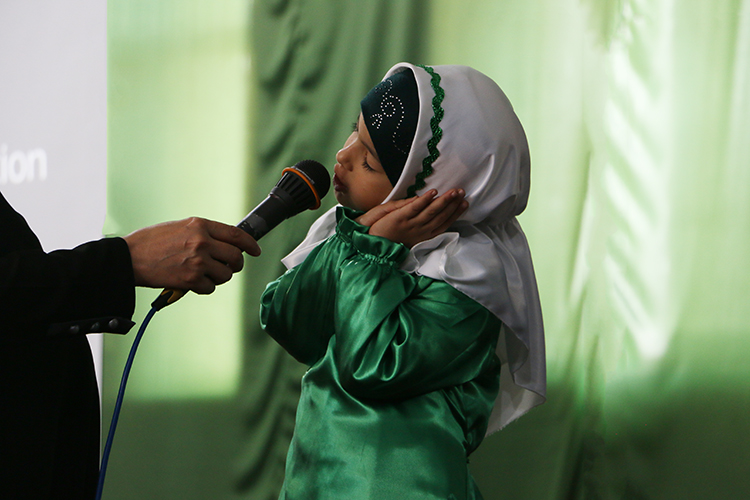 یاد کودک کربلا در همایش 3 ساله‌های حسینی زنجان